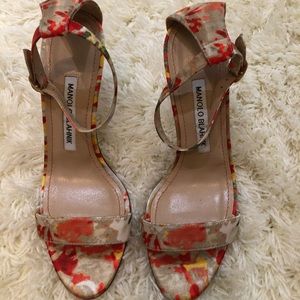 Manolo Blahnik Chaos sandal size 36